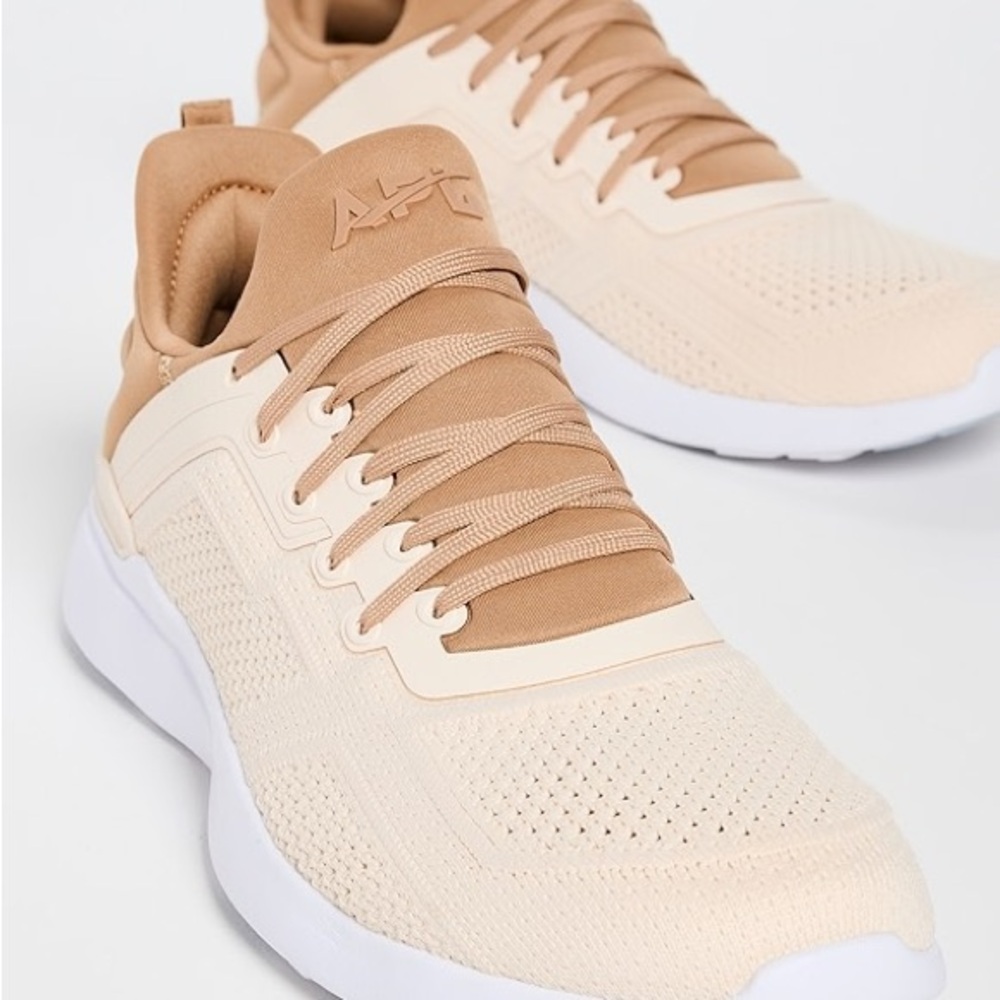 APL Techloom Tracer Sneakers